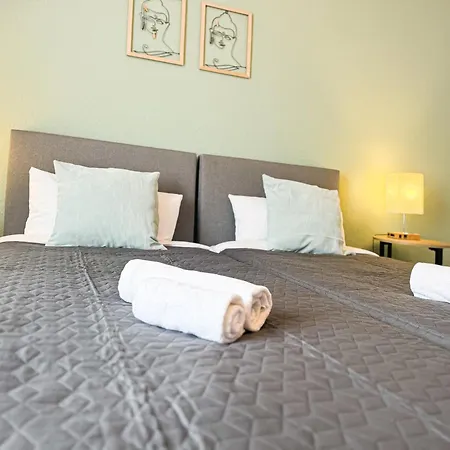 Immostay M#haus R- Mit 6 Zimmern, Parken & Wifi, 4k-streaming Apartment Bremen