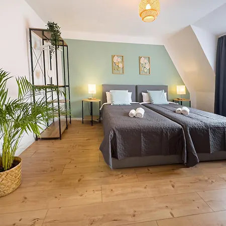 Immostay M#haus R- Mit 6 Zimmern, Parken & Wifi, 4k-streaming